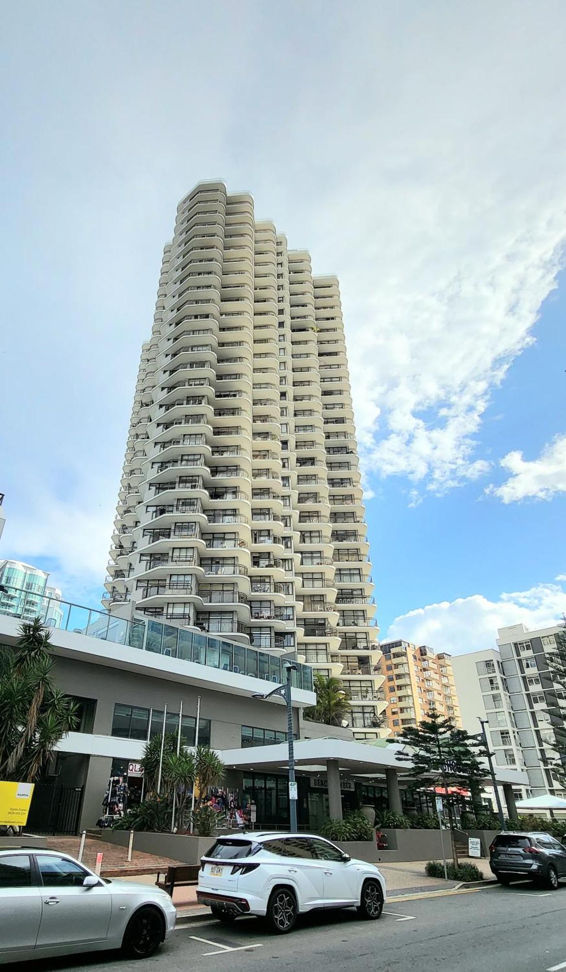 Beachside Apartment In The Heart Of Surfers Paradise - Free Parking Gold Coast Exterior foto