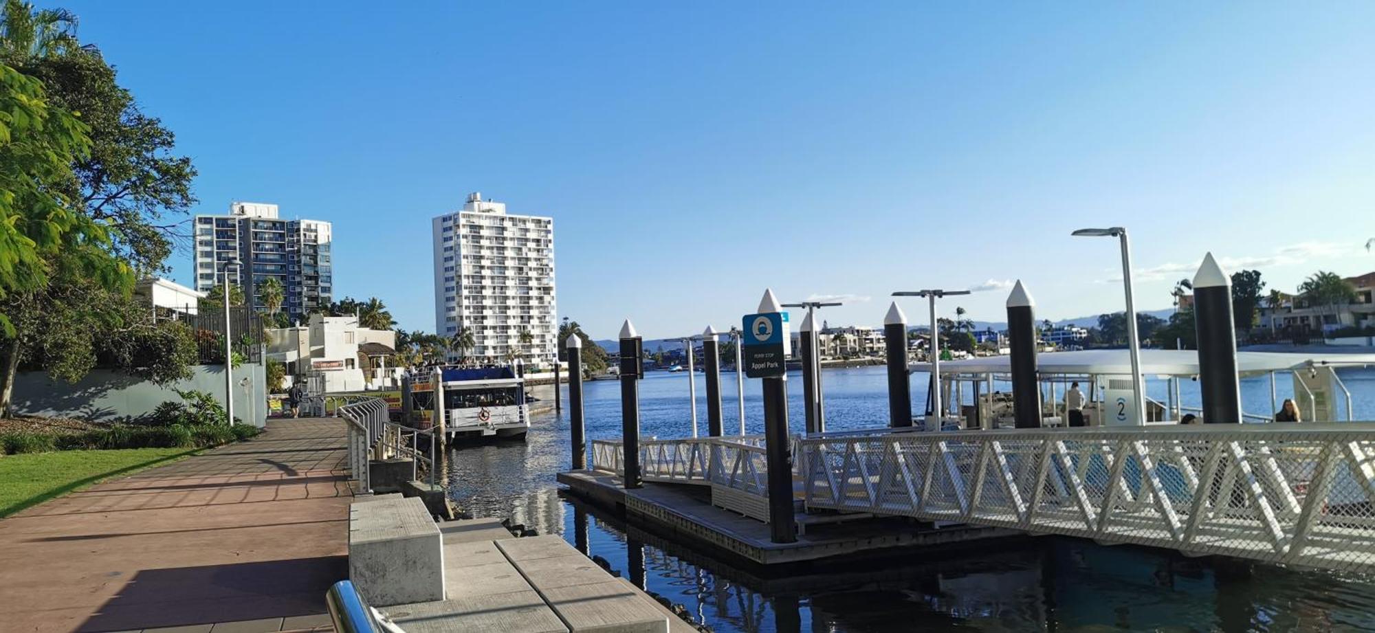 Beachside Apartment In The Heart Of Surfers Paradise - Free Parking Gold Coast Exterior foto